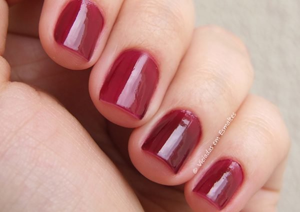 Esmalte Preta Gil Vinho Muso