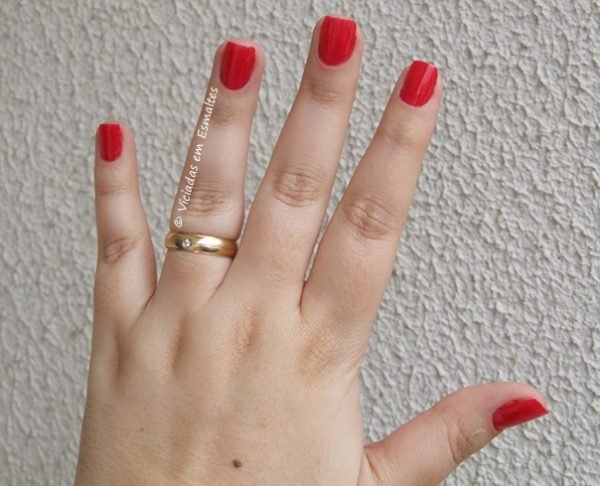 Esmalte Preta Gil Derruba Forninho