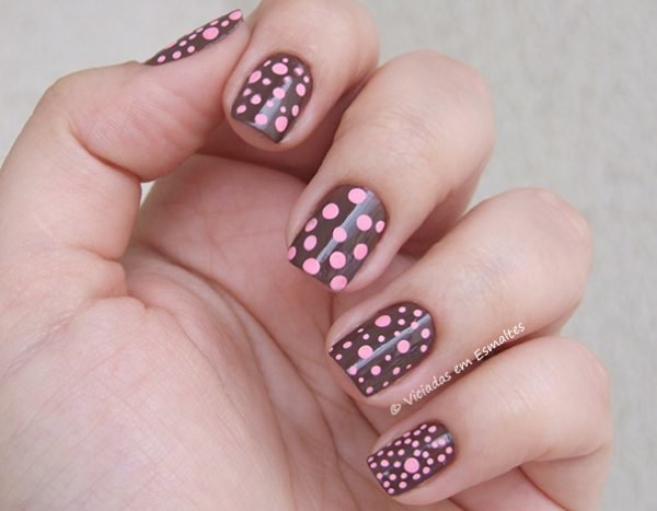 Unhas Decoradas com Caneta Risqué