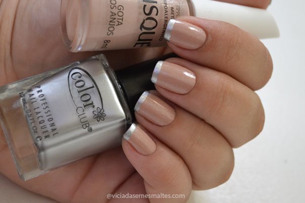 Francesinha Prata com Esmalte Nude