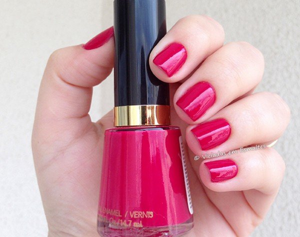 Esmalte Revlon Cherries in the Snow