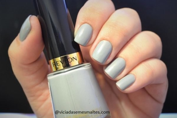 Esmalte Revlon Sophisticated