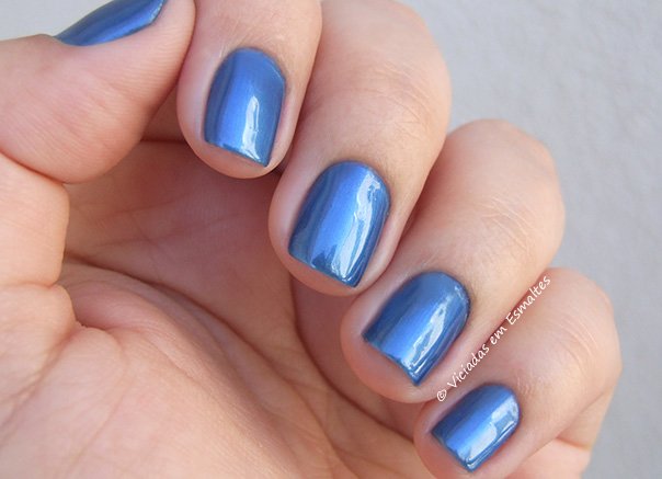 Esmalte Preta Gil Azul Real