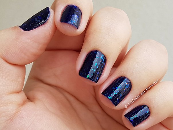 Combinação Perfeita Esmalte Bang Anitta e Esmalte Flocado Poderosa Hits by Marina Ruy Barbosa