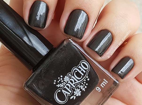 Testando o Esmalte Capricho 100% Confiante