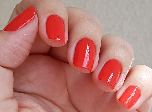 Unhas com Esmalte Colorama Gio Antonelli Risadas Sem Fim