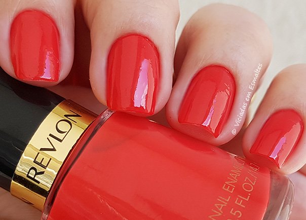 Testando o Esmalte Revlon Ravishing