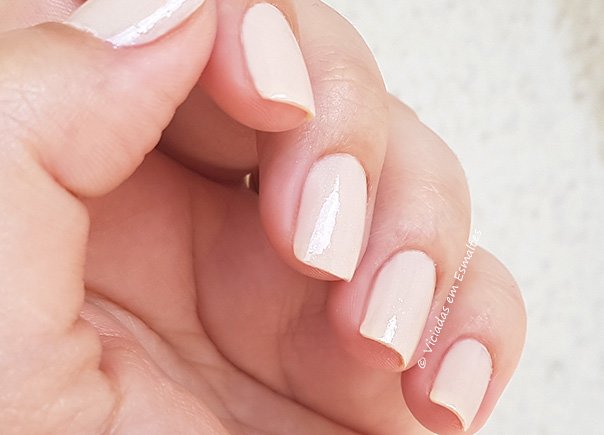 Unhas com Esmalte Ivete Sangalo Isaura
