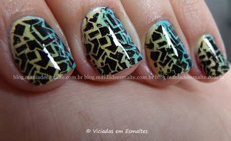 Unha Decorada Ombre Lateral com Amarelo e Verde