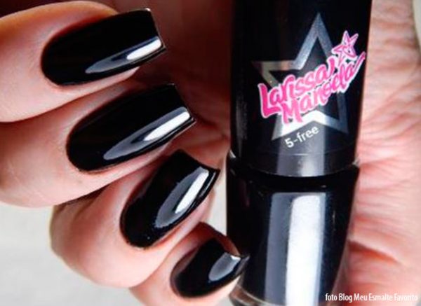 Unhas com o Unhas com o Esmalte Larissa Manoela Lacrou